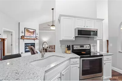 9638 Colchester Court, Clear Creek Township, OH 45458 - Photo 11