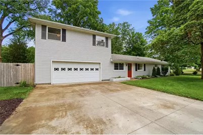 1684 Pierce Drive, Beavercreek, OH 45432 - Photo 3