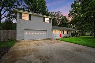 1684 Pierce Dr, Beavercreek, OH 45432 - Photo 1