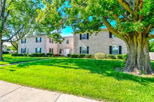 290 East Alex Bell Road, Washington Twp, OH 45459 - Photo 5