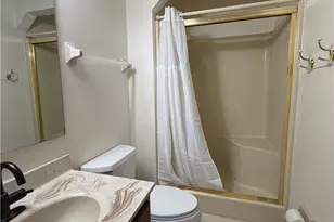 2709 Pine Valley Ct, Butler Twp, OH 45414 - Photo 9