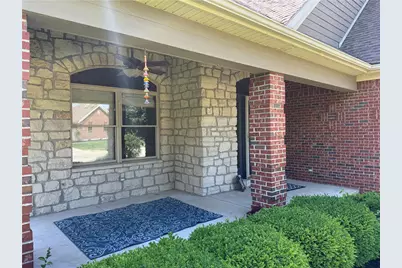 738 Governors Road, Troy, OH 45373 - Photo 7