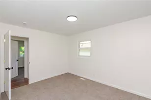 2374 Trinity Dr, Turtlecreek Twp, OH 45044 - Photo 13