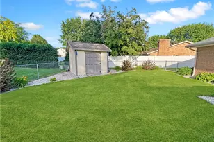 768 Gardenwood Dr, Greenville, OH 45331 - Photo 29