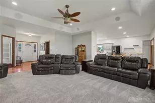 7338 Bard Rd, Tipp City, OH 45371 - Photo 13