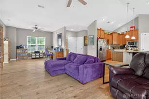 2484 Locust Hill Blvd, Beavercreek, OH 45431 - Photo 11