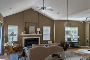 2484 Locust Hill Blvd, Beavercreek, OH 45431 - Photo 1