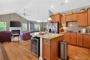 2484 Locust Hill Blvd, Beavercreek, OH 45431 - Photo 15