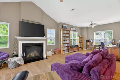 2484 Locust Hill Blvd, Beavercreek, OH 45431 - Photo 7