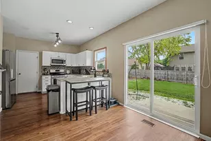 2675 Walnut Ridge Dr, Troy, OH 45373 - Photo 11