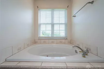 3415 Shakertown Road, Beavercreek, OH 45430 - Photo 35