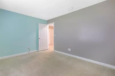 5704 Springgate Court, Huber Heights, OH 45424 - Photo 15