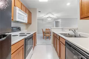 1721 Waterstone Blvd, Washington Twp, OH 45342 - Photo 9