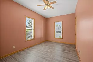 240 E Shannon Ave, West Carrollton, OH 45449 - Photo 7