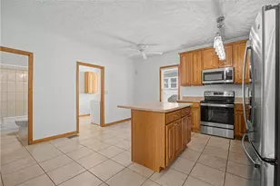 240 E Shannon Ave, West Carrollton, OH 45449 - Photo 9