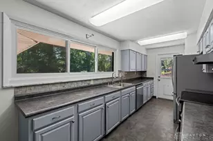 1402 Fudge Dr, Beavercreek, OH 45434 - Photo 25