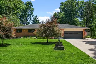 1402 Fudge Dr, Beavercreek, OH 45434 - Photo 1