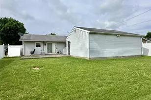 1295 June Dr, Xenia, OH 45385 - Photo 9