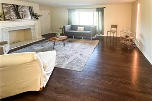 1121 Far Hills Ave, Oakwood, OH 45419 - Photo 3