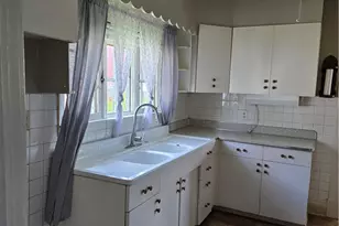 142 N Main St, Camden, OH 45311 - Photo 7