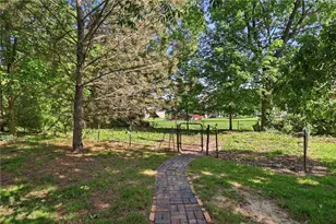 2504 Cross Country Rd, Beavercreek, OH 45431 - Photo 41