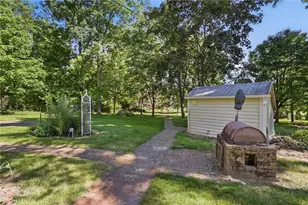 2504 Cross Country Rd, Beavercreek, OH 45431 - Photo 39