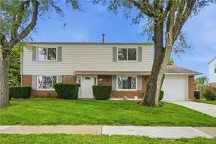 6221 Longford Rd, Huber Heights, OH 45424 - Photo 1