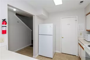 978 Irving Ave, Dayton, OH 45419 - Photo 13