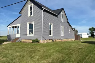 8977 Liberty St, Union City, OH 45390 - Photo 3