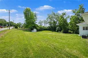 950 N 12th St, Miamisburg, OH 45342 - Photo 39