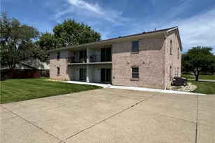 1244 Robbins Run Ct, Centerville, OH 45458 - Photo 3