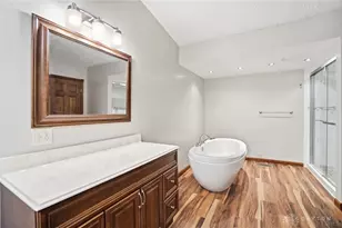 1700 W Sparrow Rd, Green Twp, OH 45502 - Photo 23