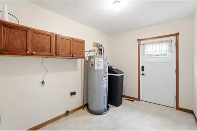 1700 W Sparrow Road, Green Twp, OH 45502 - Photo 25