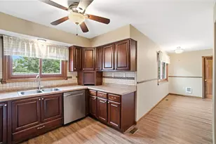 1700 W Sparrow Rd, Green Twp, OH 45502 - Photo 11