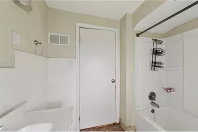 1933 Burroughs Drive, Dayton, OH 45406 - Photo 9