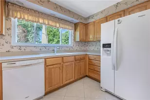 5301 Oakbrooke Dr, Kettering, OH 45440 - Photo 13
