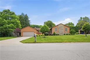 354 Shadywood Dr, Clayton, OH 45415 - Photo 5