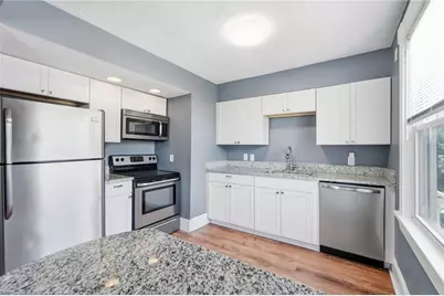 2721 Hyde Park Avenue, Cincinnati, OH 45209 - Photo 9