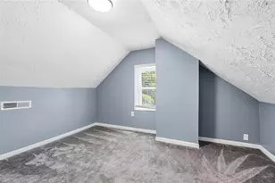2721 Hyde Park Ave, Cincinnati, OH 45209 - Photo 15