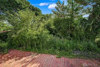 7520 President Court, Dayton, OH 45414 - Photo 33