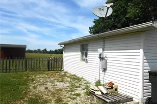 7163 Georgetown Verona, Lewisburg, OH 45338 - Photo 5