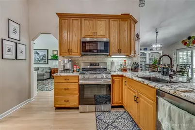 1478 Fairhill Court, Beavercreek Twp, OH 45385 - Photo 9