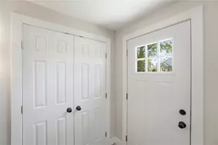 9095 N Bunnell Hill Rd, Clear Creek Township, OH 45458 - Photo 7