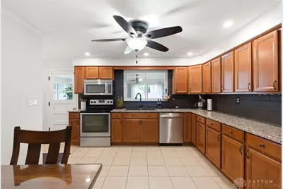 1228 Rose Bower Avenue, Kettering, OH 45429 - Photo 9