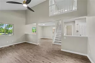 4060 Palos Verdes Ct, Trotwood, OH 45426 - Photo 9