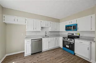 4060 Palos Verdes Ct, Trotwood, OH 45426 - Photo 13