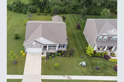 4008 Orange Blossom Court, Tipp City, OH 45371 - Photo 3