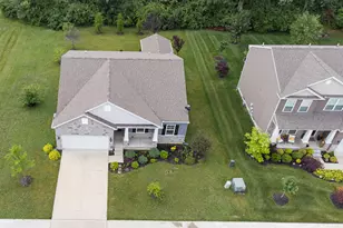 4008 Orange Blossom Ct, Tipp City, OH 45371 - Photo 3