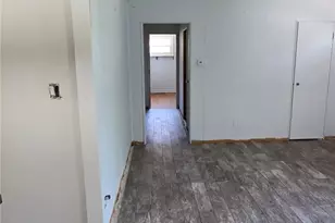 809 Richard St, Miami Township, OH 45342 - Photo 7