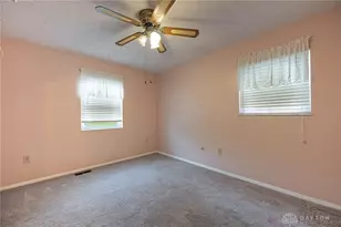 1689 Sioux Dr, Xenia, OH 45385 - Photo 9